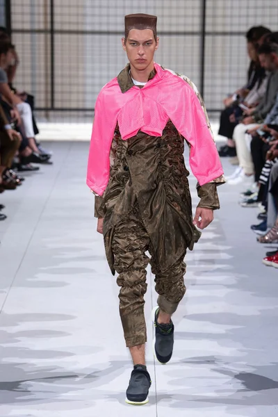Look 8